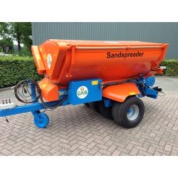 ABONADORA/RECEBADORA/SEMBRADORA GKB SANDSPREADER 230